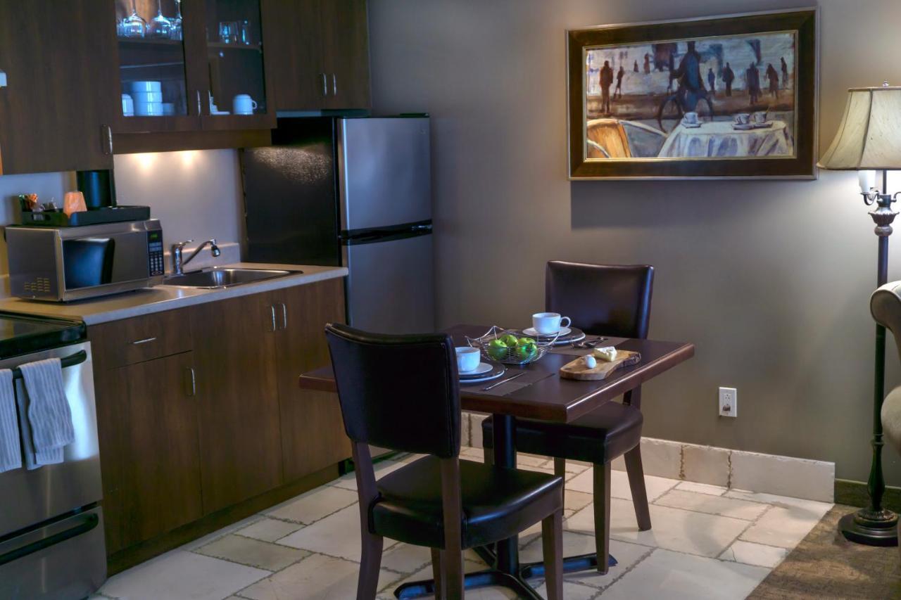 Hotel Brossard Εξωτερικό φωτογραφία