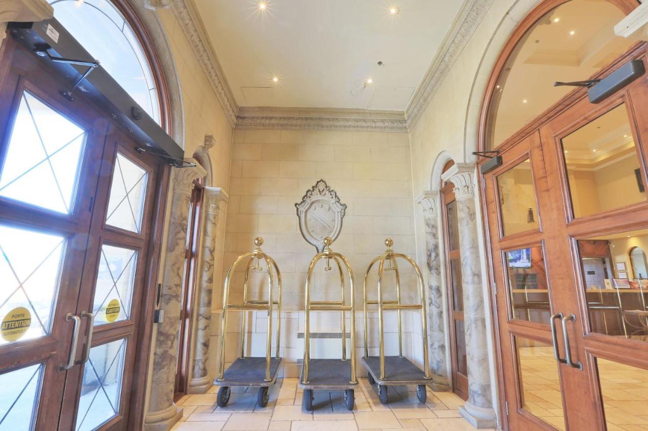 Hotel Brossard Εξωτερικό φωτογραφία