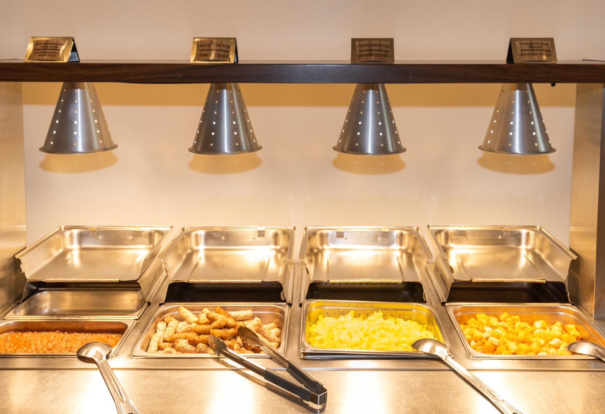 Hotel Brossard Εξωτερικό φωτογραφία